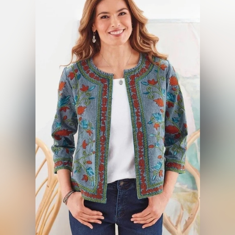 🦋 EMBROIDERED JACKET